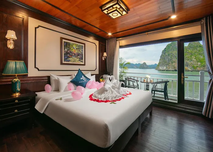 Star Boutique Cruise Botel *