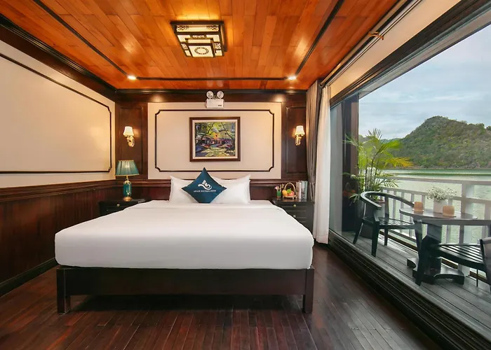 Star Boutique Cruise Botel Hạ Long