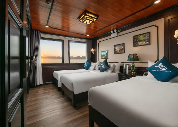 Star Boutique Cruise Botel