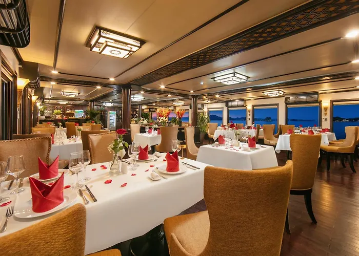 Star Boutique Cruise Ha Long